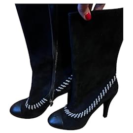 Botines Chanel de ante negro