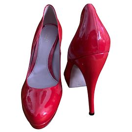 Gucci Absatzschuhe aus rotem Leder 6cm