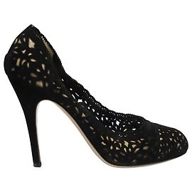Valentino Garavani Décolleté Valentino Garvani Laser Cut 115 in scamosciato nero