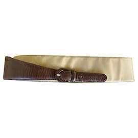 Breiter Burberry Gürtel aus Leder beige braun