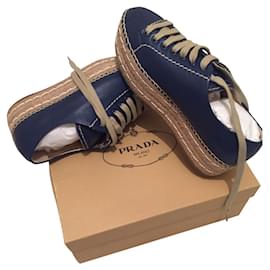 Sneakers Prada in pelle blu