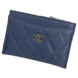 Chanel Tarjetero de piel caviar azul marino