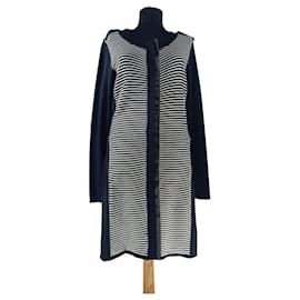 Adolfo Dominguez Lange Strickjacke Gestreift Schwarz Weiß Baumwolle