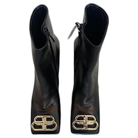 Botas Balenciaga BB de piel negra