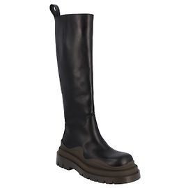 Bottega Veneta Mujer Tire Botas Hasta La Rodilla En Negro Y Camping