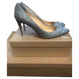 Christian Louboutin SpikyShell 85mm Pumps mit Glitzer