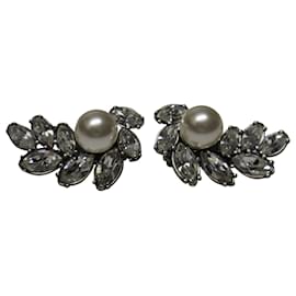 Orecchini a clip Tory Burch in cristallo a grappolo con perla in metallo argentato