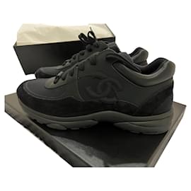 Chanel Low-Top-Sneaker CC Triple Black Suede