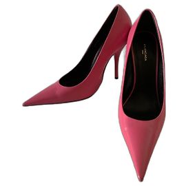 Décolleté Balenciaga Knife rosa in pelle
