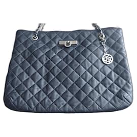 Borsa a mano Dkny in pelle grigio metallizzato