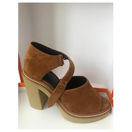 Sandalias Hermès Drew de ante marrón claro