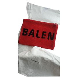 Borsa Balenciaga rossa in lana e pelle d'agnello