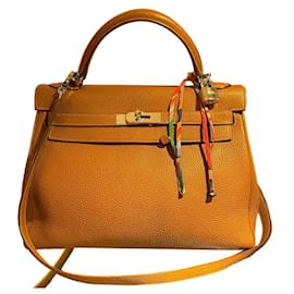 Hermès Kelly 32 pelle oro cm