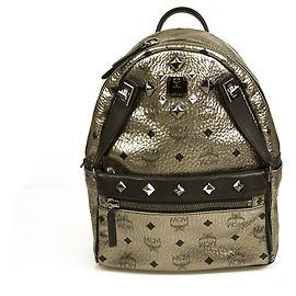 MCM 'Stark Insignia' Mochila de cuero de lona con tachuelas plateada y bronce