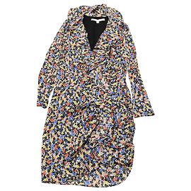 Veronica Beard Minna Wickelkleid mit Rüschen aus Seide mit Blumenmuster