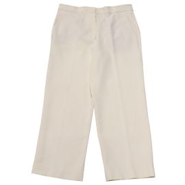 Pantalones ajustados cortos elásticos TIbi Anson en poliéster color marfil