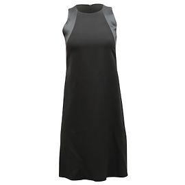 Vestido recto de crepé sin mangas en viscosa negra de Emporio Armani