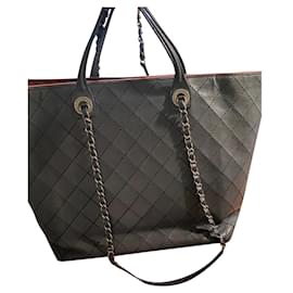 Borsa a mano Chanel in pelle blu scuro