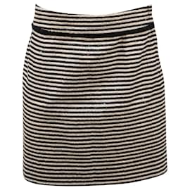 Falda de lentejuelas a rayas de Kate Spade en seda blanca y negra