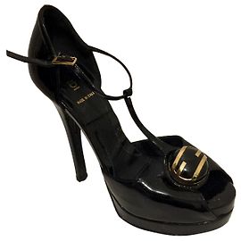 Vintage Fendi Peeptoe Lackleder-Heels