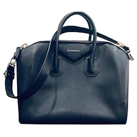 Borsa Givenchy Antigona Blu Navy in pelle di capra