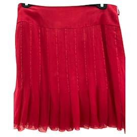 Falda Chanel de seda roja