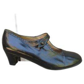 Autre Marque Mary Jane pumpt Laure Bassal p 37