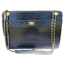 Borsa tote Chanel trapuntata con catena