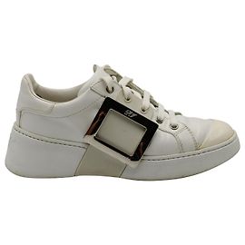 Sneakers Roger Vivier Viv Skate Fibbia Metallica in Morbida Pelle Bianca