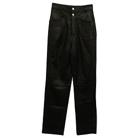Pantalones de pierna recta plisados Iro Heim en cuero negro