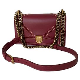 Bolso de hombro Dior Diorama de cuero rojo con tachuelas