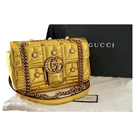 Gucci Marmont pearl metallic