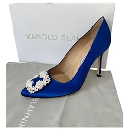 Manolo Blahnik Hangisi Pumps Satin Blau 105mm