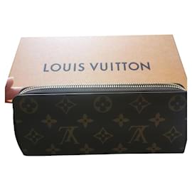 Cartera Louis Vuitton de tela