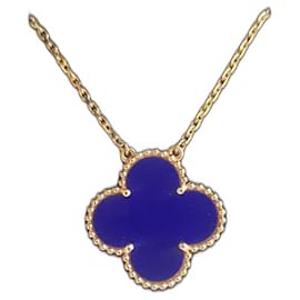 Magic Alhambra Pendant - Van Cleef & Arpels