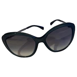 Occhiali da sole Chanel Verdi in Plastica