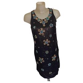 Vestido con joya de pedrería bordada de Galliano