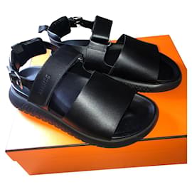 Sandali Hermès Archipel in pelle nera