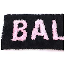 Sciarpa Balenciaga Oversize in finta pelliccia con logo nero rosa