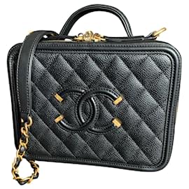 Chanel Filigree Vanity Case in pelle caviar nera