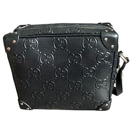 Borsa messenger Gucci GG in pelle nera