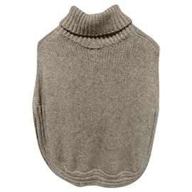 Gucci Poncho aus Wolle Grau