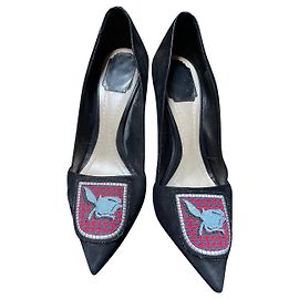 Dior Pumps Spitz zulaufend Schwarz Rot Nubuk Wildleder