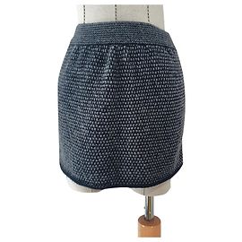 Autre Marque Aiayu Minirock aus Kaschmir Grau Schwarz