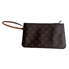 Pochette con monogramma Louis Vuitton Neverfull
