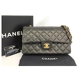 Borsa Chanel Lined Flap Nera in Pelle d'Agnello con Hardware Oro