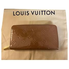 Cartera Louis Vuitton Companion en charol beige