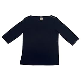 Chanel Uniform T-Shirt mit Kamelienknöpfen Schwarz