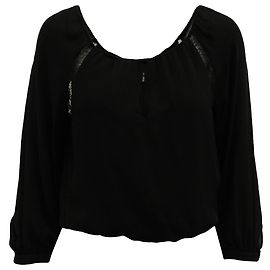 Blusa Alice + Olivia con detalle de encaje en seda negra