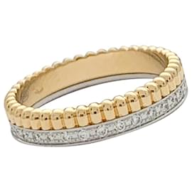 Boucheron Ring, „Four Radiant Edition Grosgrain“, zwei Gold- und Diamanten.